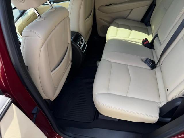 2017 Cadillac XT5 Standard