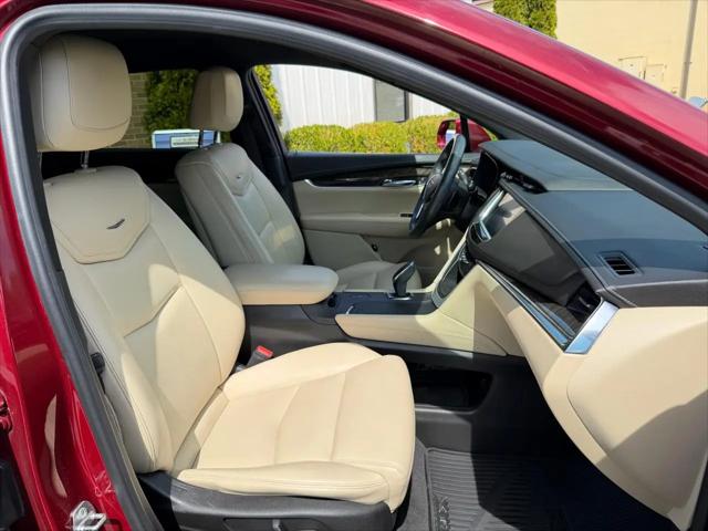 2017 Cadillac XT5 Standard