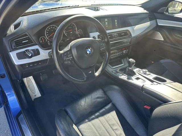 2013 BMW M5 Standard