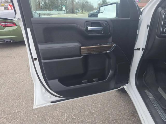 2021 Chevrolet Silverado 1500 4WD Crew Cab Short Bed RST