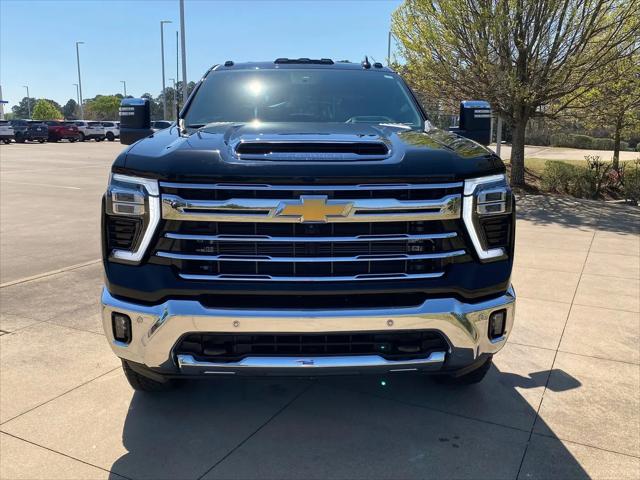 2025 Chevrolet Silverado 2500HD 4WD Crew Cab Standard Bed LTZ