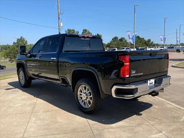 2025 Chevrolet Silverado 2500HD 4WD Crew Cab Standard Bed LTZ