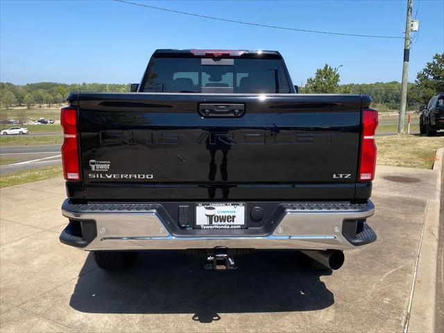 2025 Chevrolet Silverado 2500HD 4WD Crew Cab Standard Bed LTZ