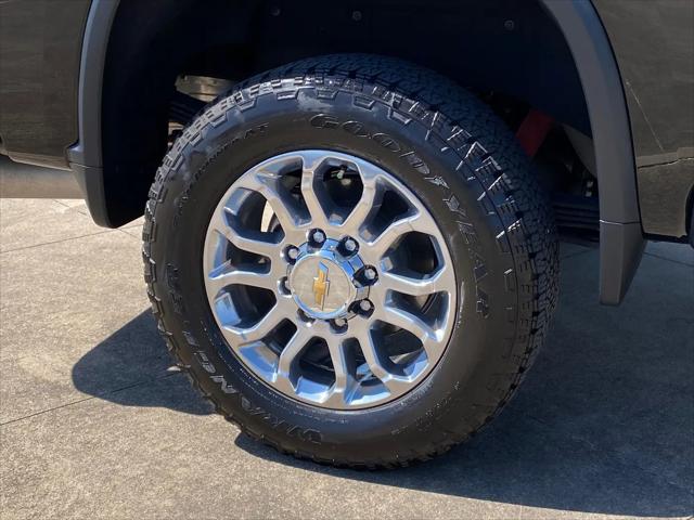2025 Chevrolet Silverado 2500HD 4WD Crew Cab Standard Bed LTZ