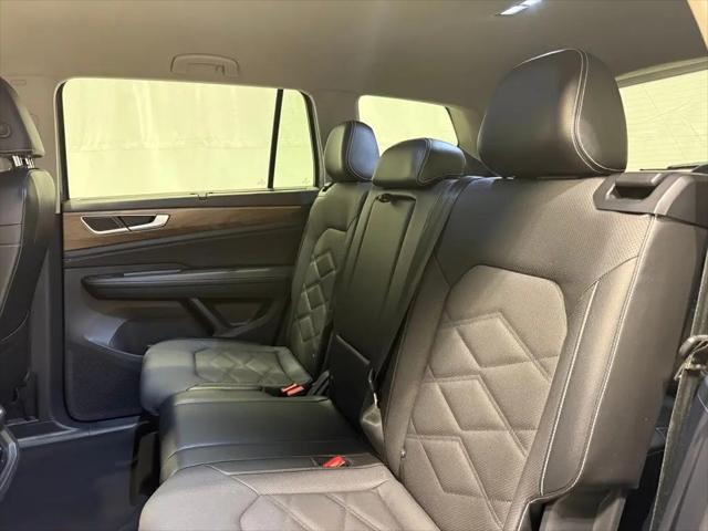 2024 Volkswagen Atlas 2.0T SE w/Technology