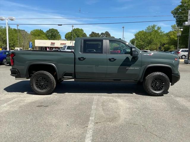 2026 Chevrolet Silverado 2500HD Crew Cab, Standard Bed, XR2, 4WD