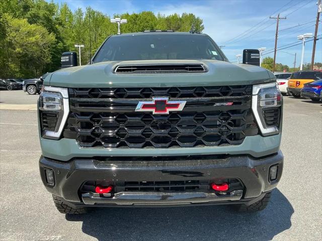 2026 Chevrolet Silverado 2500HD Crew Cab, Standard Bed, XR2, 4WD