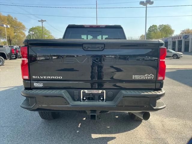 2026 Chevrolet Silverado 2500HD Crew Cab, Standard Bed, High Country, 4WD