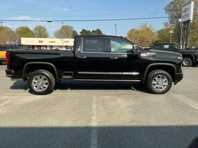 2026 Chevrolet Silverado 2500HD Crew Cab, Standard Bed, High Country, 4WD