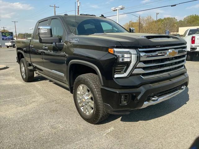 2026 Chevrolet Silverado 2500HD Crew Cab, Standard Bed, High Country, 4WD