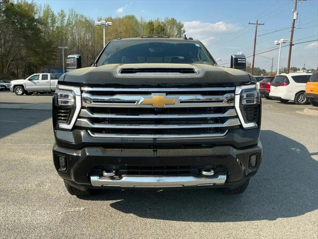 2026 Chevrolet Silverado 2500HD Crew Cab, Standard Bed, High Country, 4WD