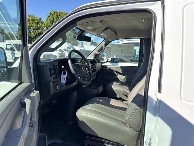 2025 Chevrolet Express Cargo Van RWD 3500 Regular Wheelbase WT