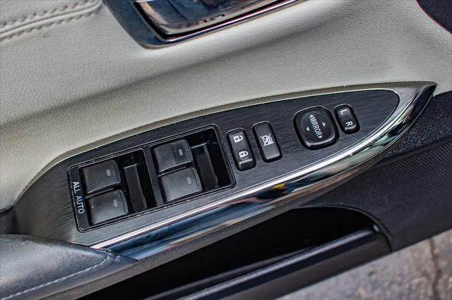2013 Toyota Avalon XLE