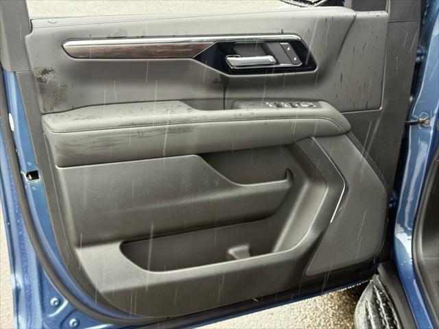 2026 Chevrolet Suburban LS, 4WD
