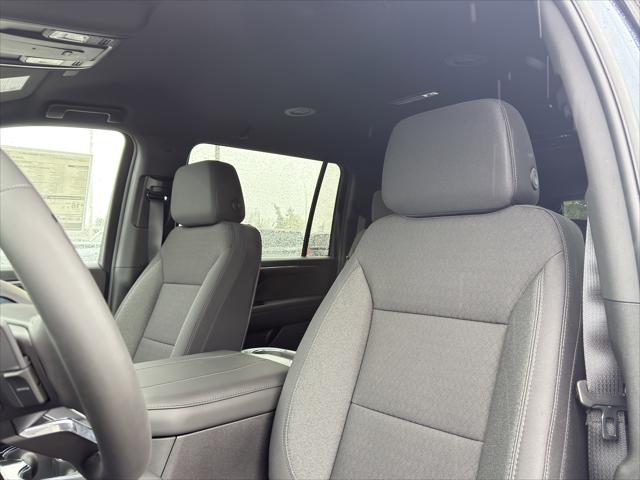 2026 Chevrolet Suburban LS, 4WD