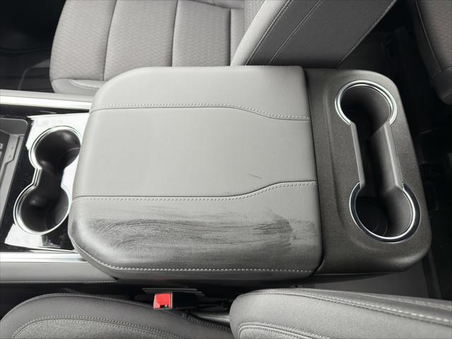 2026 Chevrolet Suburban LS, 4WD