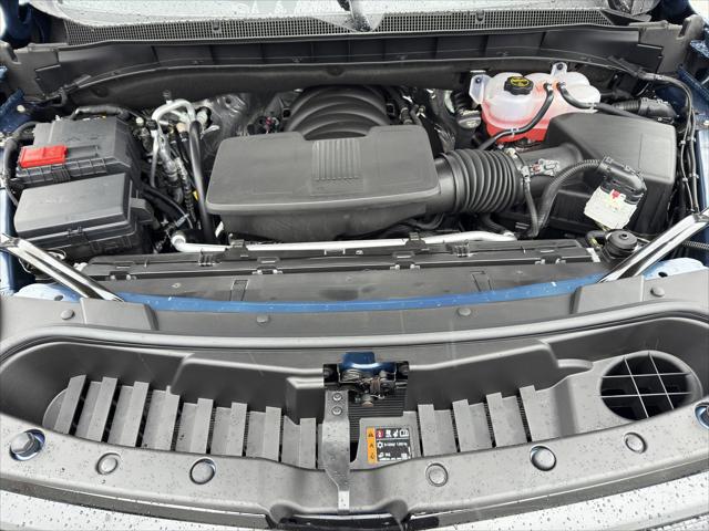 2026 Chevrolet Suburban LS, 4WD