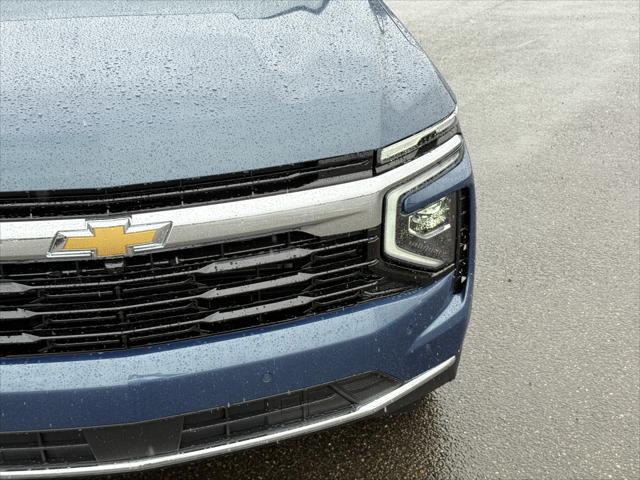 2026 Chevrolet Suburban LS, 4WD