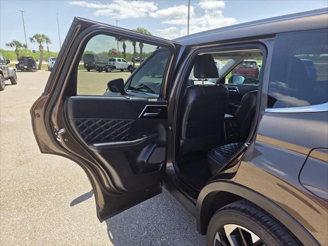 2024 Mitsubishi Outlander PHEV SEL Black Edition