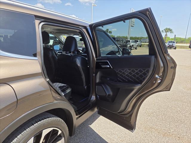2024 Mitsubishi Outlander PHEV SEL Black Edition