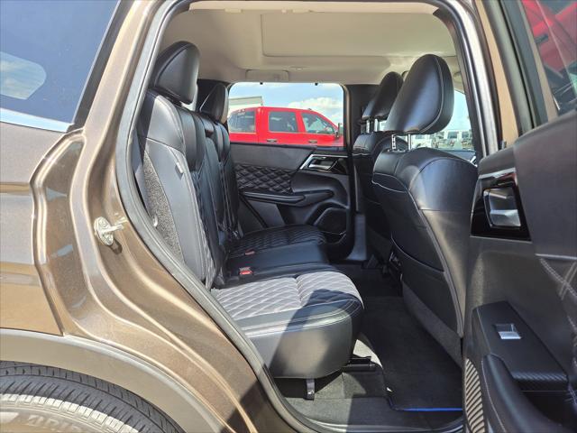 2024 Mitsubishi Outlander PHEV SEL Black Edition