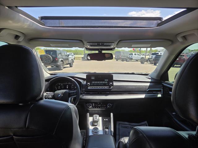 2024 Mitsubishi Outlander PHEV SEL Black Edition