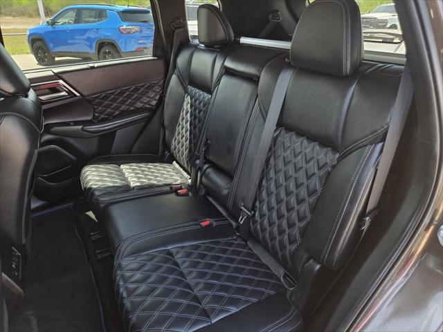 2024 Mitsubishi Outlander PHEV SEL Black Edition