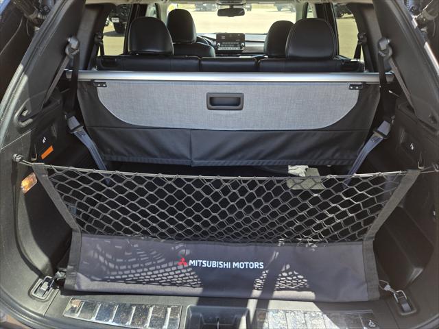 2024 Mitsubishi Outlander PHEV SEL Black Edition