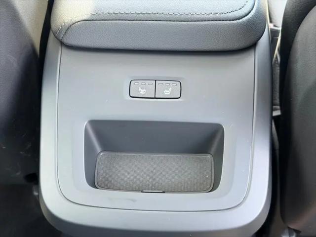 2025 Volvo S60 B5 Plus