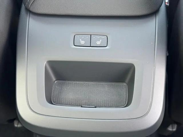 2025 Volvo S60 B5 Plus