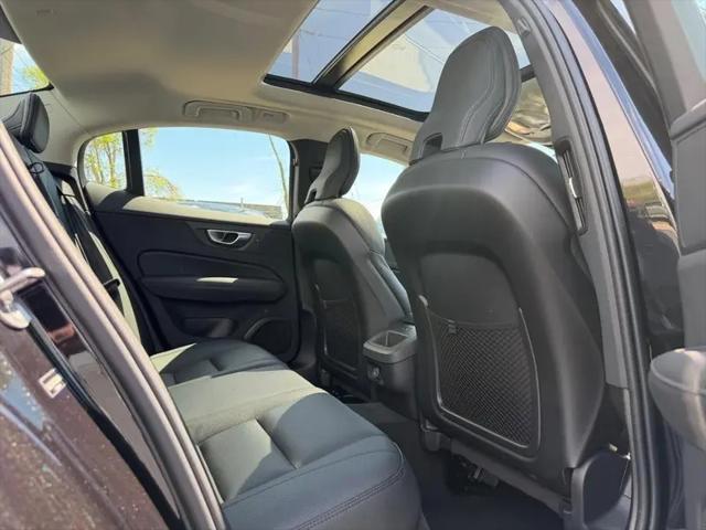 2025 Volvo S60 B5 Plus