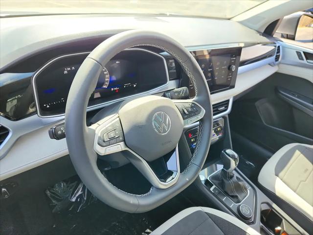 2026 Volkswagen Taos SE