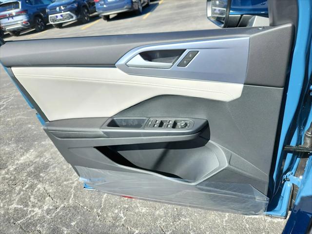 2026 Volkswagen Taos SE
