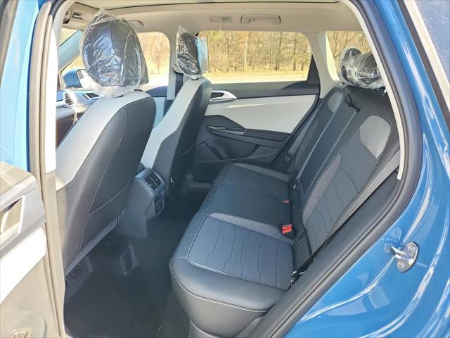2026 Volkswagen Taos SE