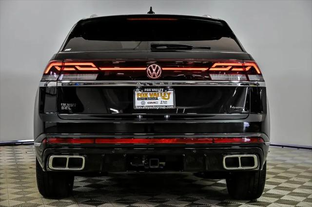 2025 Volkswagen Atlas Cross Sport 2.0T SEL Premium R-Line