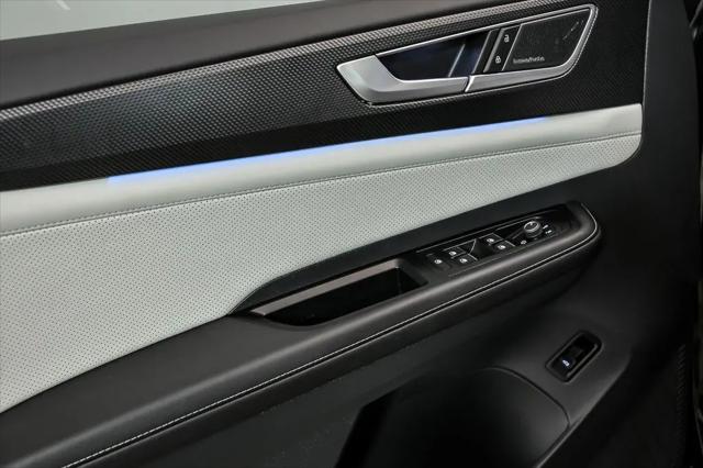 2025 Volkswagen Atlas Cross Sport 2.0T SEL Premium R-Line