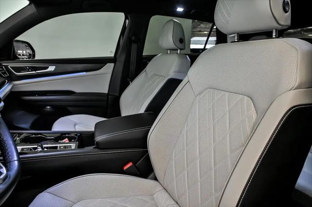 2025 Volkswagen Atlas Cross Sport 2.0T SEL Premium R-Line