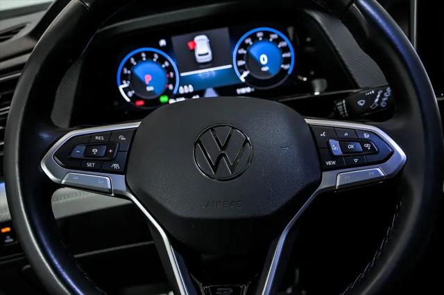 2025 Volkswagen Atlas Cross Sport 2.0T SEL Premium R-Line