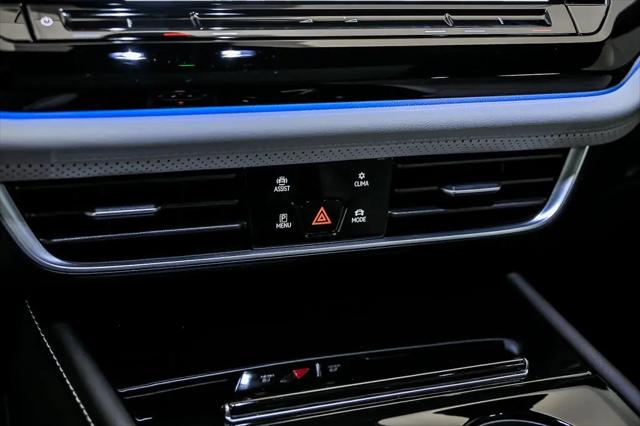 2025 Volkswagen Atlas Cross Sport 2.0T SEL Premium R-Line