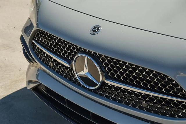 2026 Mercedes-Benz E-CLASS E 300 CLE 300