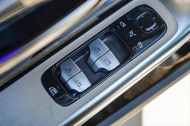 2026 Mercedes-Benz E-CLASS E 300 CLE 300
