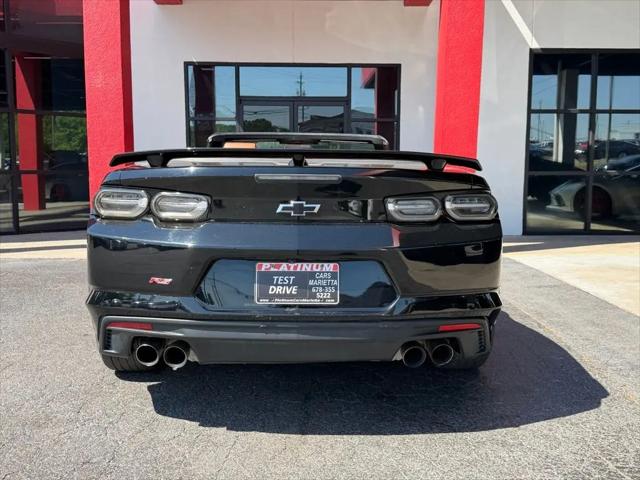 2021 Chevrolet Camaro RWD Convertible 2LT
