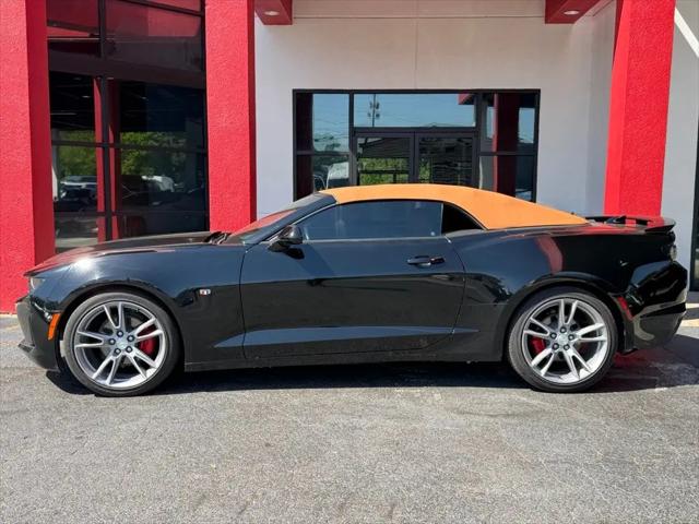 2021 Chevrolet Camaro RWD Convertible 2LT