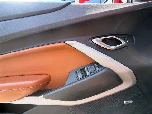 2021 Chevrolet Camaro RWD Convertible 2LT