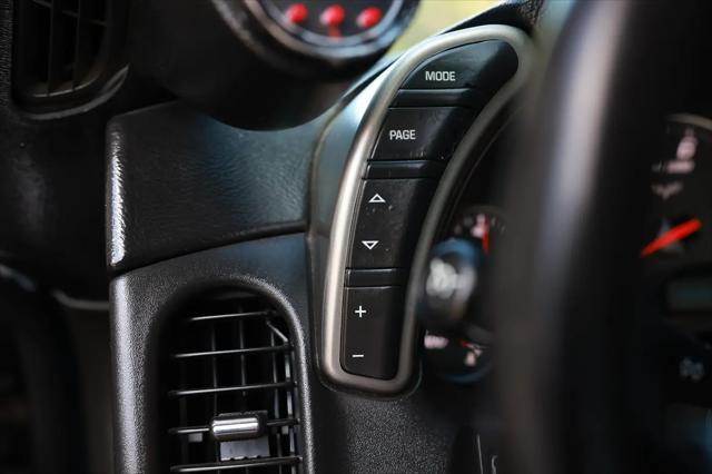 2005 Chevrolet Corvette Base