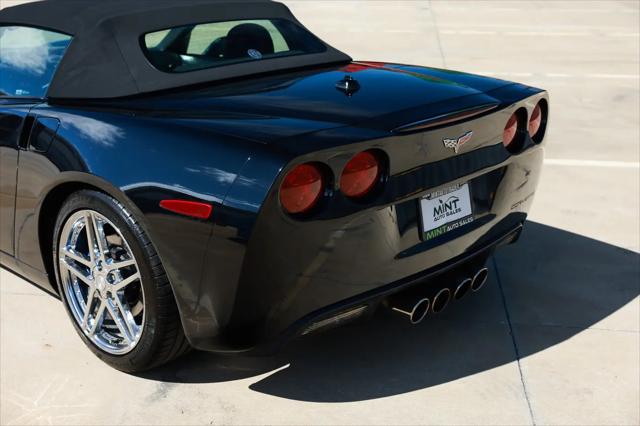 2005 Chevrolet Corvette Base