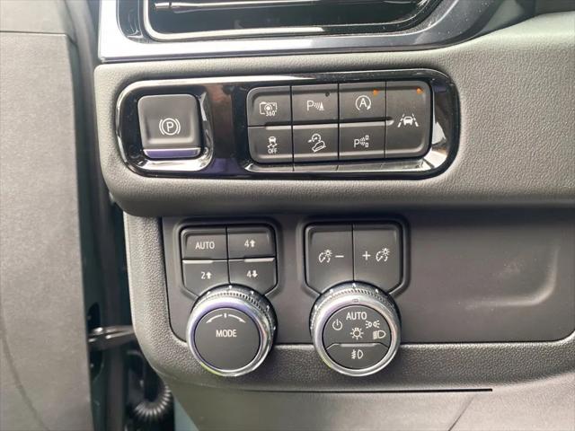 2026 GMC Yukon 4WD AT4