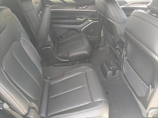 2026 Jeep Grand Cherokee L Limited 4x2