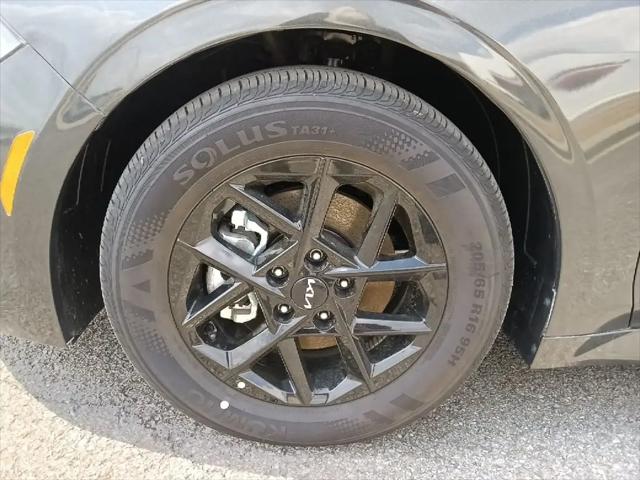 2026 Kia K5 LXS FWD