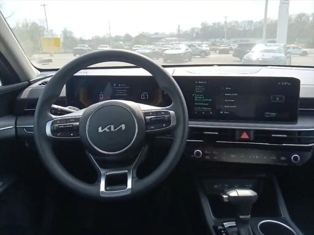 2026 Kia K5 LXS FWD